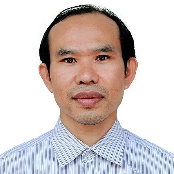 Portrait of Prof. (Dr.) Nguyen Duc Hoang